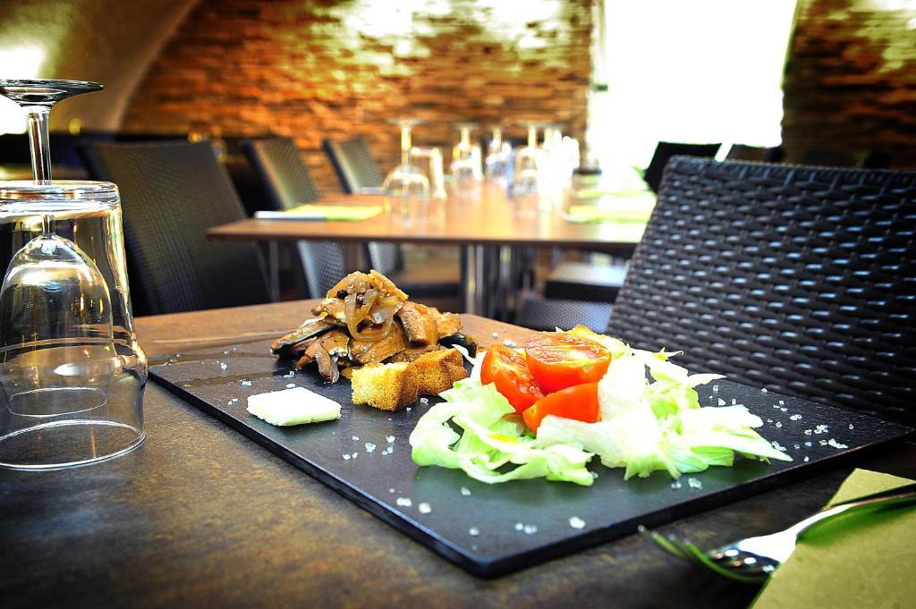 Auberge Saint Martin La Brigue Экстерьер фото