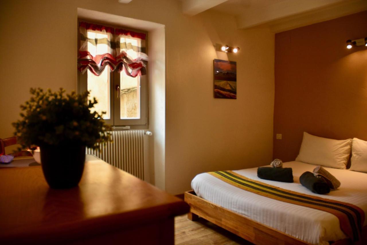 Auberge Saint Martin La Brigue Экстерьер фото